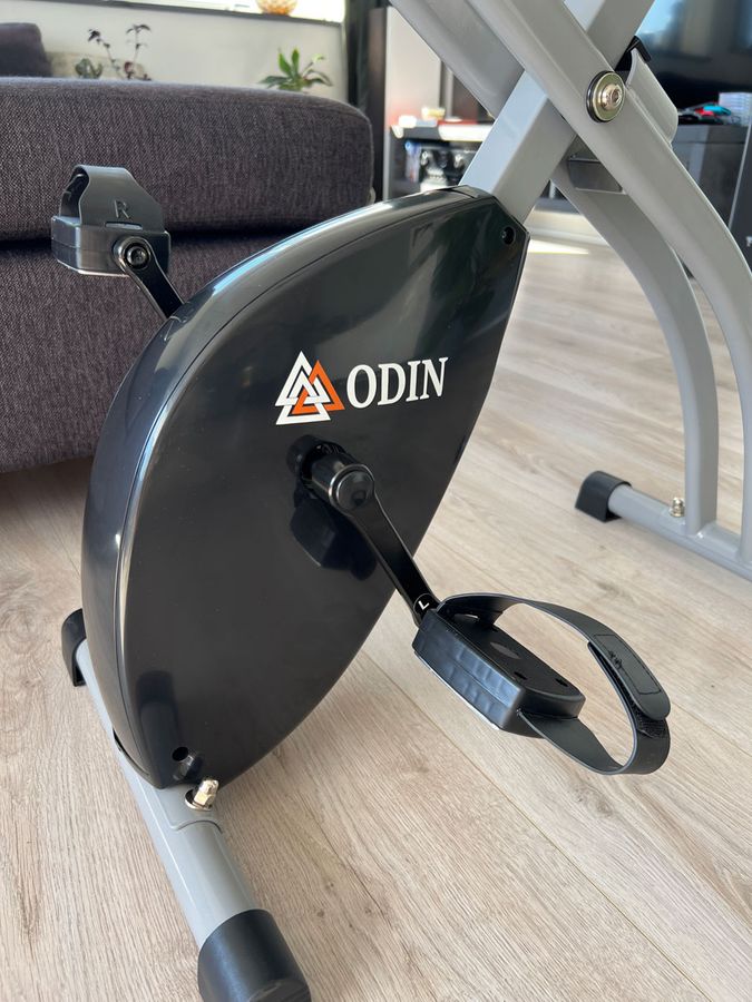 Odin B100 Foldbar Motionscykel SORT